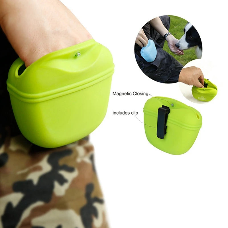 Portable Dog Treat Bag – Waist Clip Snack Pouch for Training & Outdoor Walks