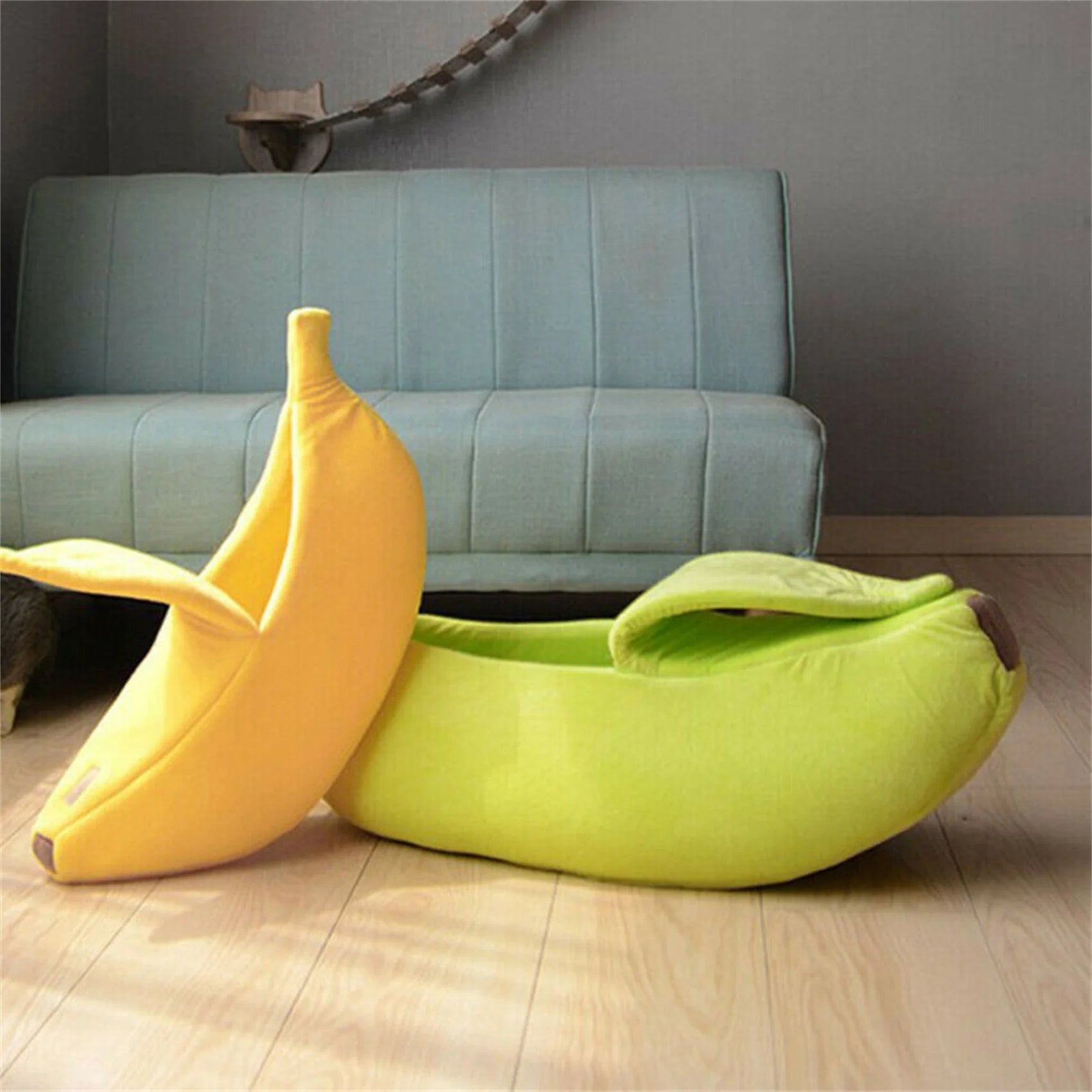 Banana-Shaped Cat & Dog Bed | Cozy Indoor Pet Bed for Small Cats & Dogs