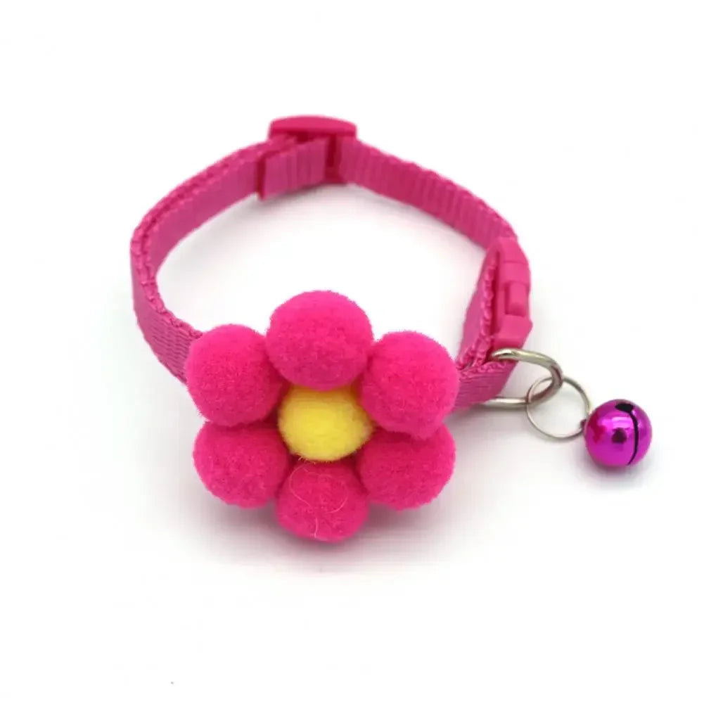 Flower Cat Collar – Adjustable Bell Necklace for Kittens & Small Cats