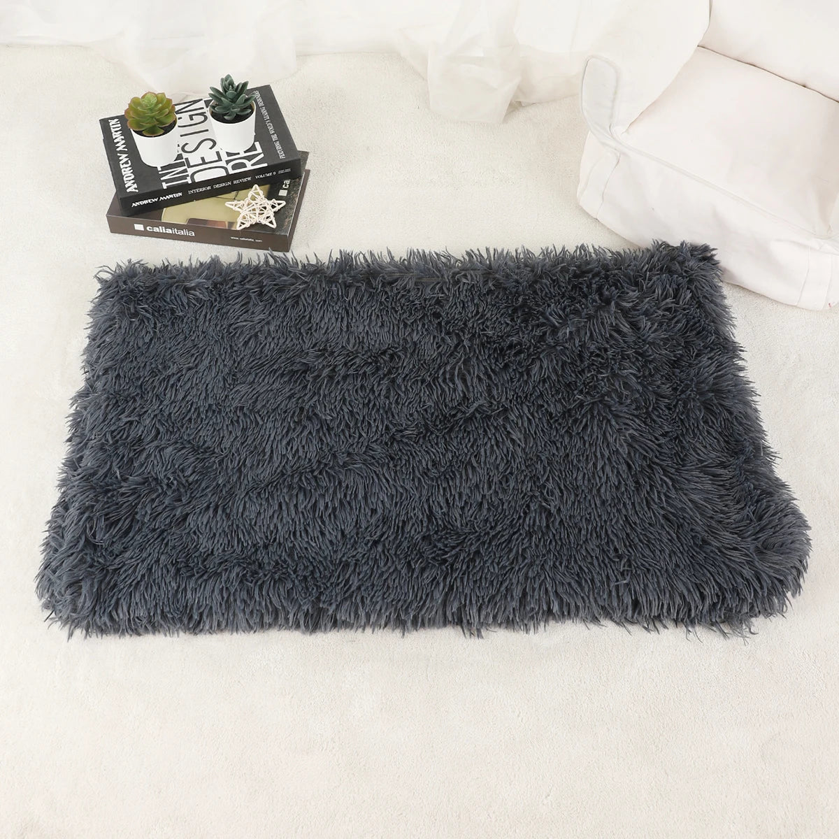 Plush Dog & Cat Blanket | Soft, Warm, Washable Pet Bed Mat