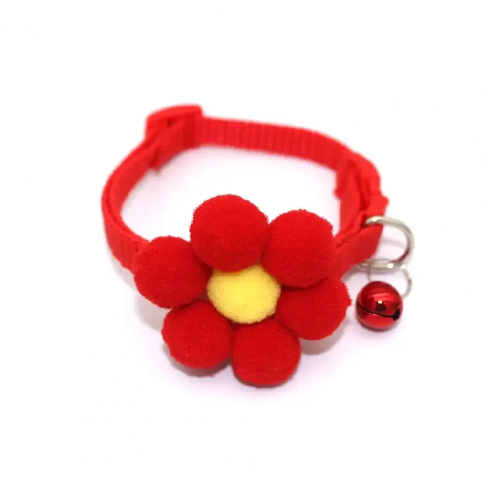 Flower Cat Collar – Adjustable Bell Necklace for Kittens & Small Cats