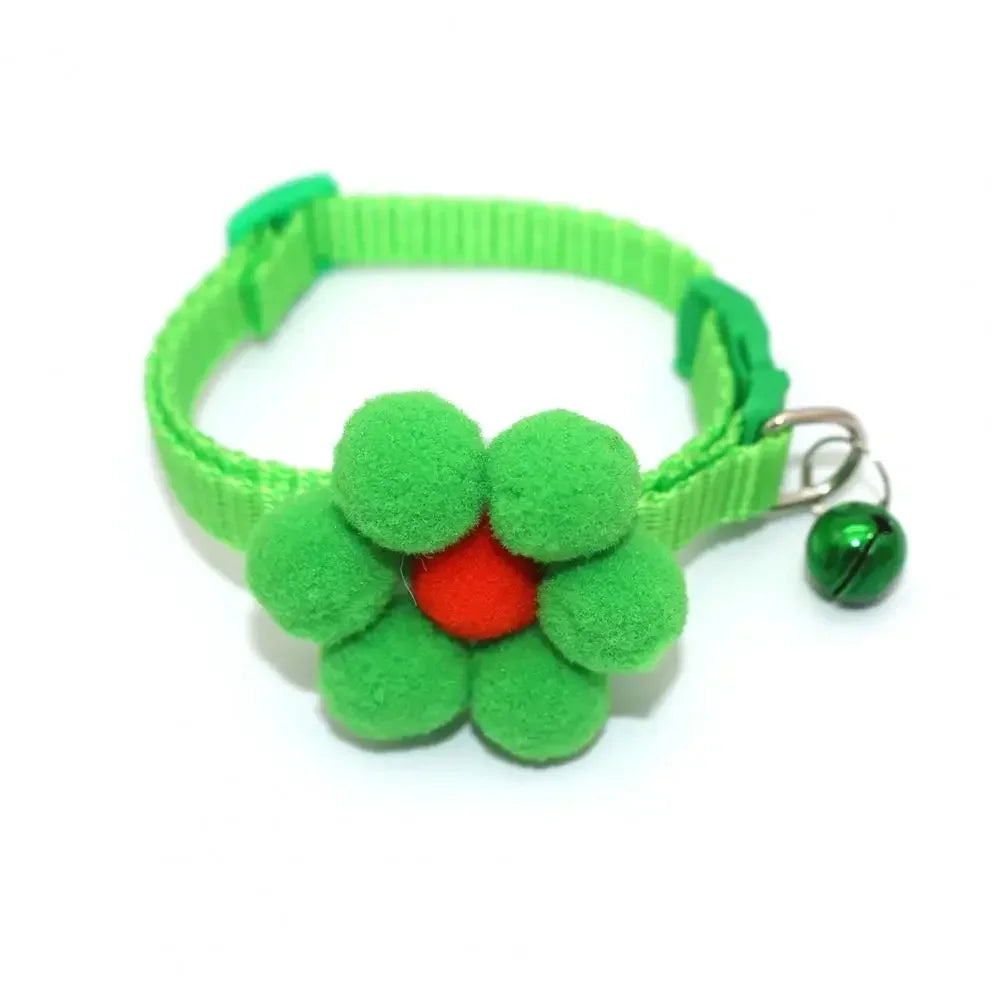 Flower Cat Collar – Adjustable Bell Necklace for Kittens & Small Cats